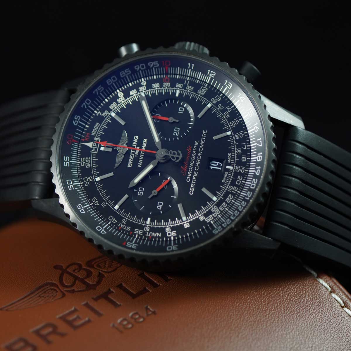Breitling Navitimer 01 Chronograph BlackSteel 46mm MB012822 Complete Set 2019