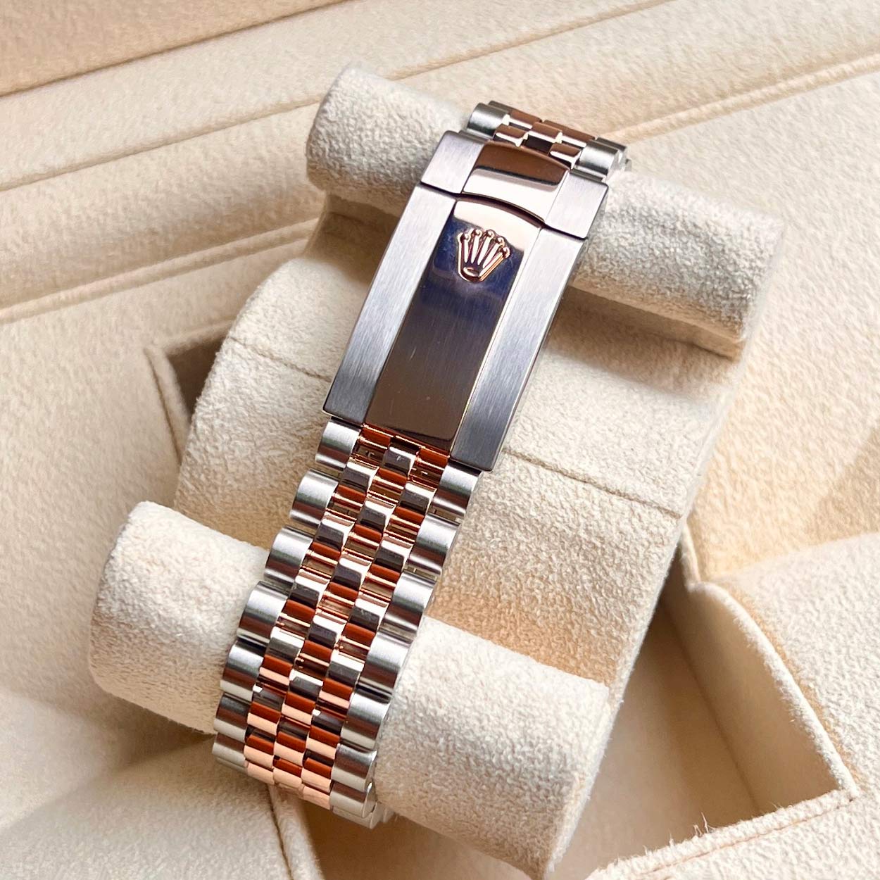 Rolex Datejust 41mm 126331 Rose Gold Fluted Bezel Chocolate Diamond Dial 2023 | Preowned