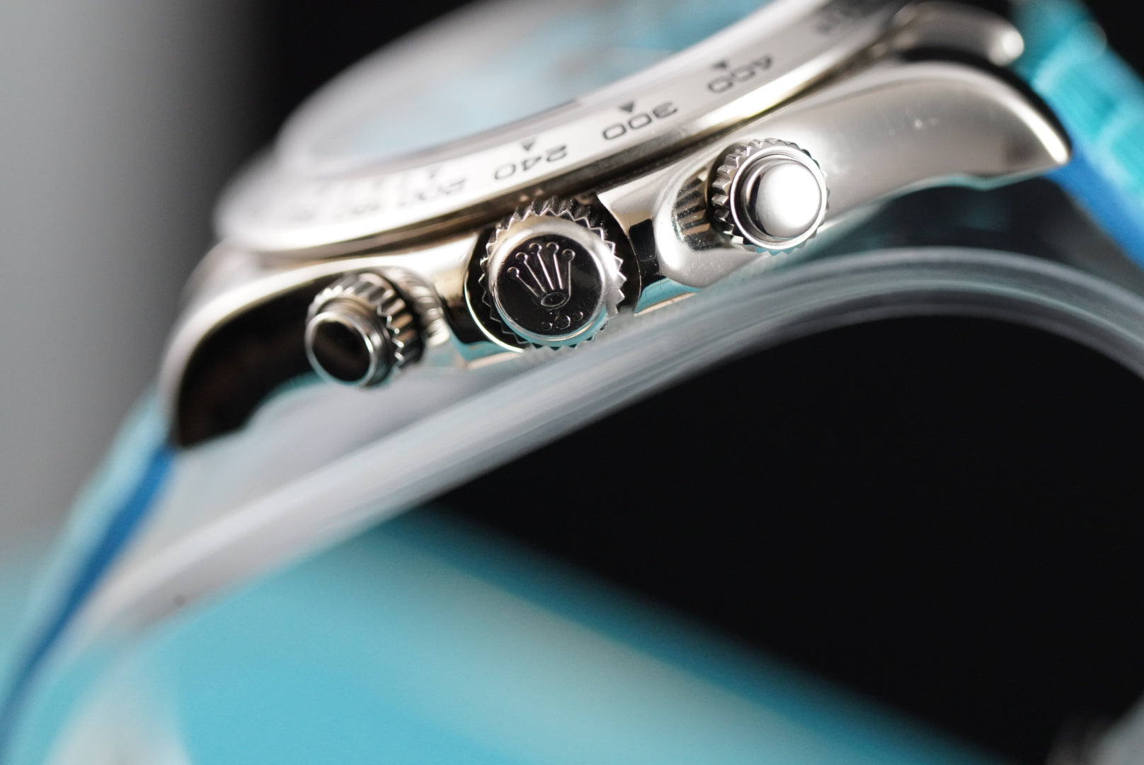 Rolex Daytona Beach Edition Rare Blue Roman Dial 116519 Complete Set | Preowned