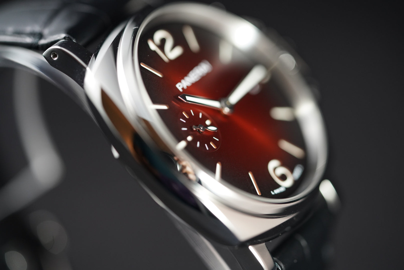 Panerai Luminor Due PAM 1424 PAM01424 42mm Burgundy Dial Box & Papers 2024 | Preowned