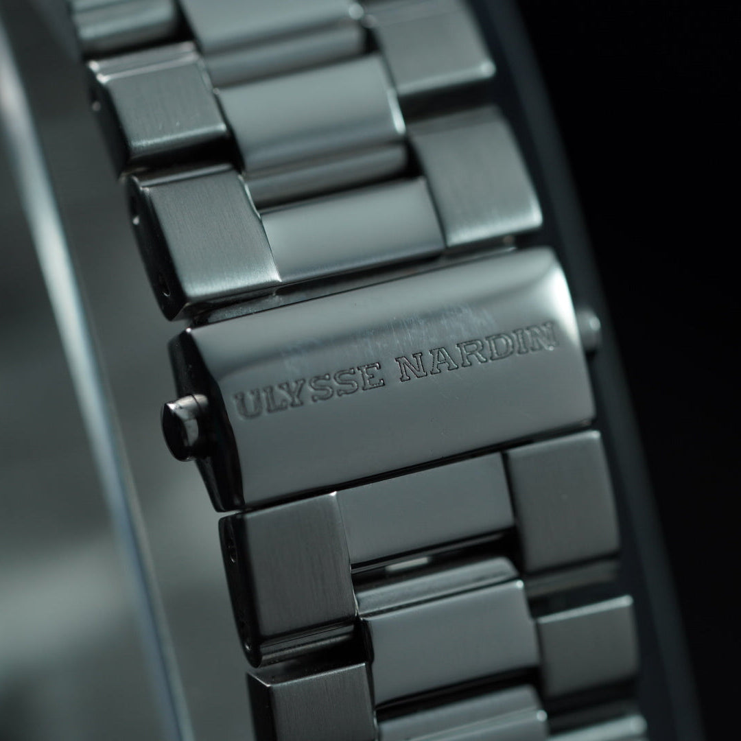 Ulysse Nardin Marine Chronometer 263-22 Blue Dial Rare Complete Box & Papers | Preowned