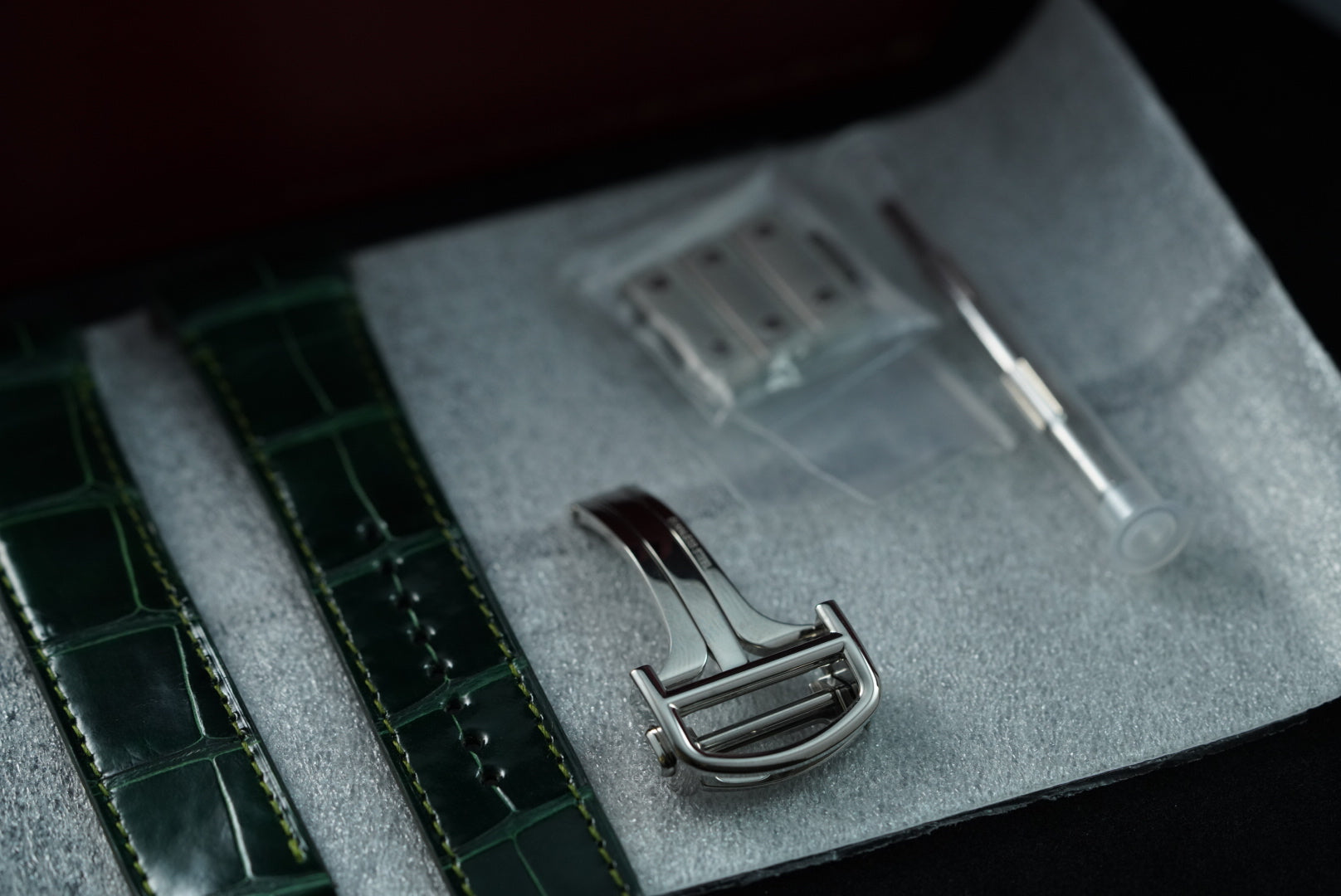 Cartier Santos de Cartier WSSA0062 Large Green Dial Box And Papers | Preowned