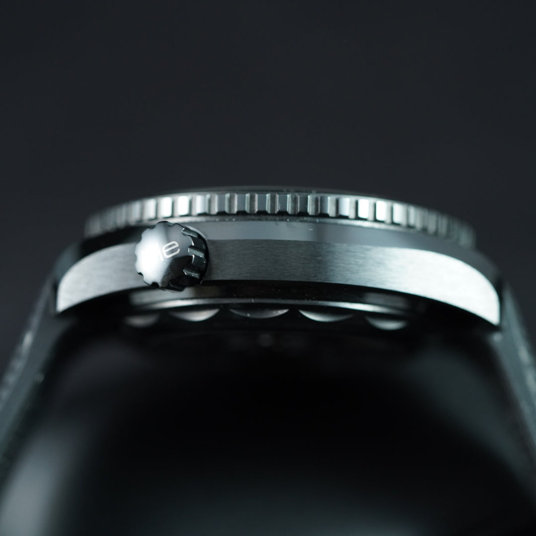 OMEGA Seamaster Planet Ocean 600M Deep Black 215.92.46.22.01.001 Complete Set