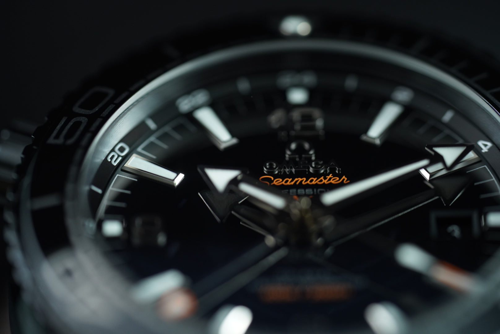 OMEGA Seamaster Planet Ocean 600M Deep Black 215.92.46.22.01.001 Complete Set