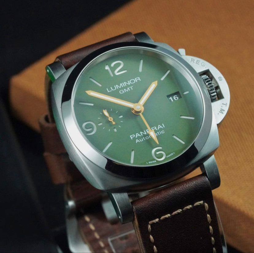 Panerai Luminor GMT PAM01056 Mahendra Singh Dhoni Green Dial Limited Edition Box & Papers