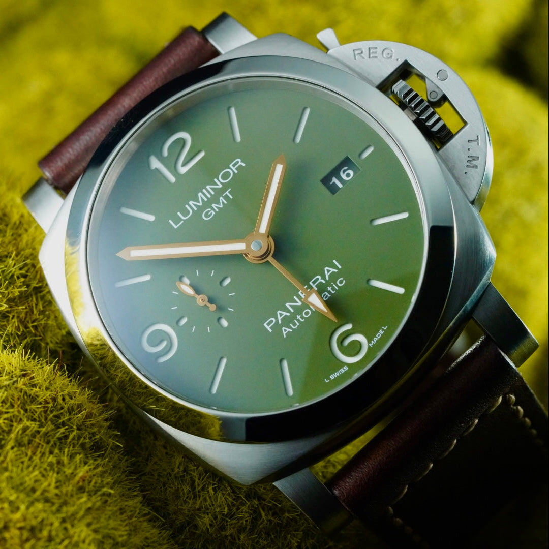 Panerai Luminor GMT PAM01056 Mahendra Singh Dhoni Green Dial Limited Edition Box & Papers