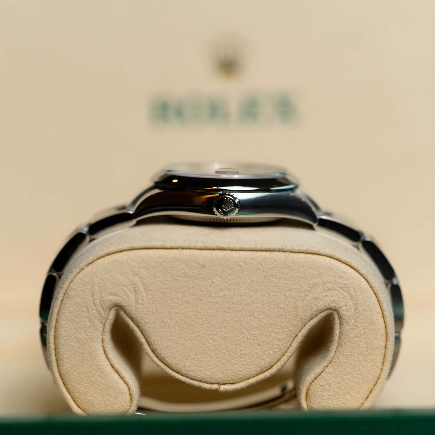 Rolex Datejust 278240 31mm Salmon Pink Roman Dial Unworn 2025 Box & Papers