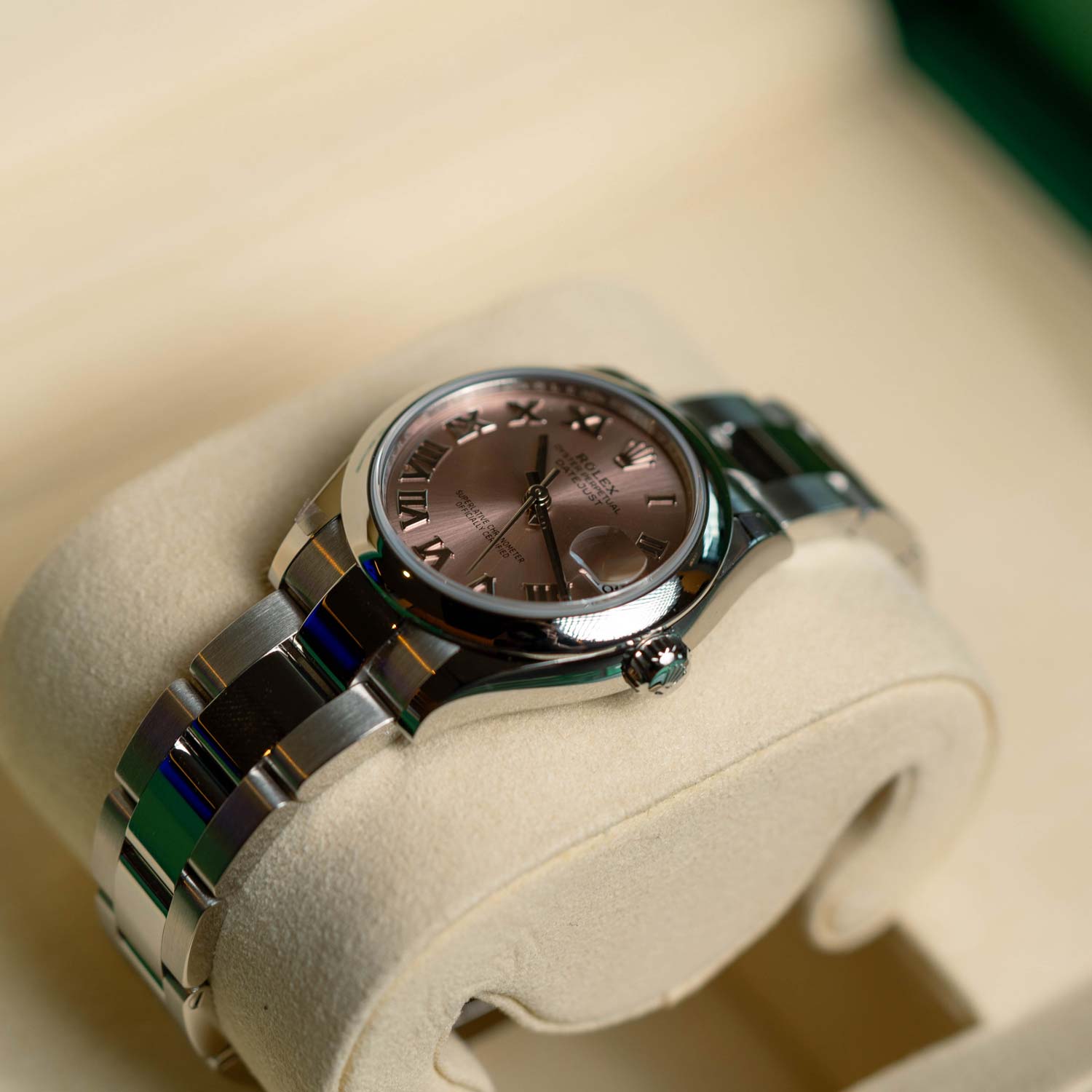 Rolex Datejust 278240 31mm Salmon Pink Roman Dial Unworn 2025 Box & Papers