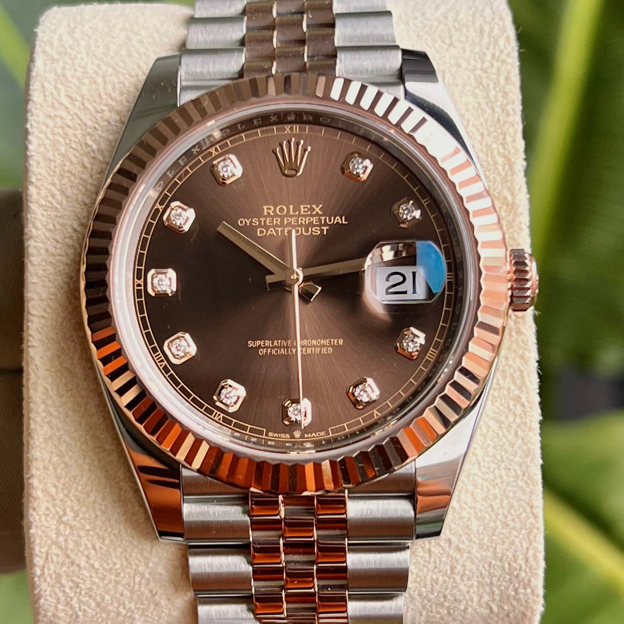 Rolex Datejust 41mm 126331 Rose Gold Fluted Bezel Chocolate Diamond Dial 2023