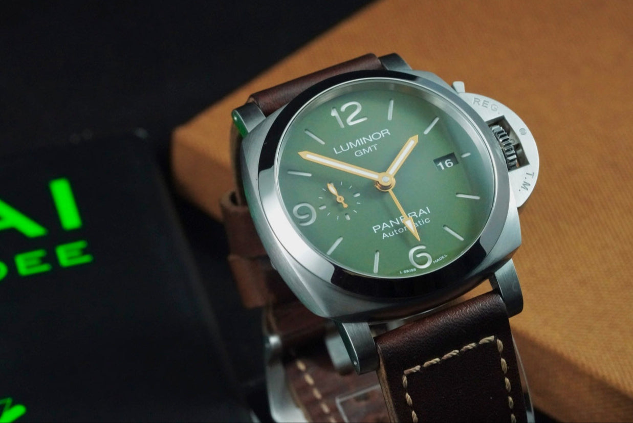 Panerai Luminor GMT PAM01056 Mahendra Singh Dhoni Green Dial Limited Edition Box & Papers