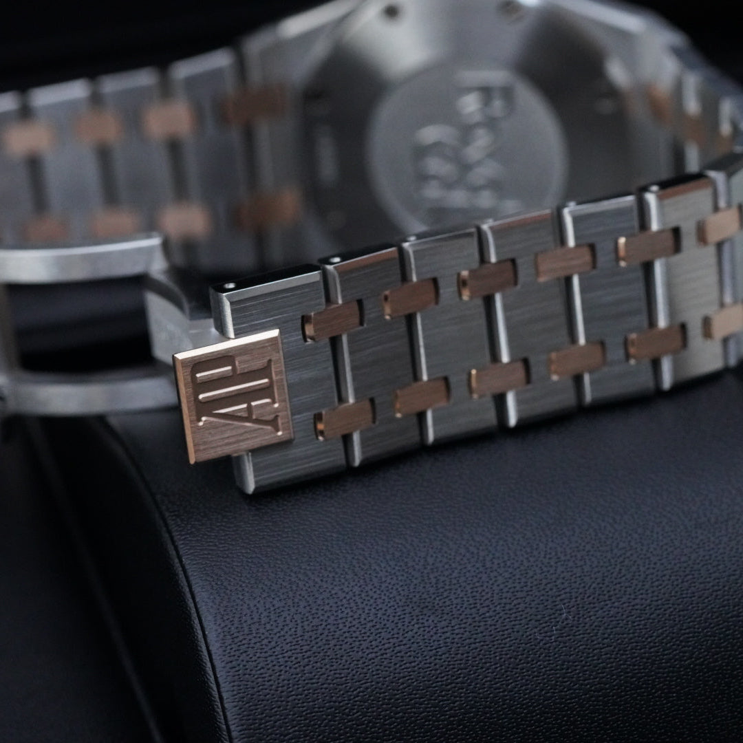 Audemars Piguet Royal Oak 67650SR 33mm 18k Two-tone Mint| Complete Set| Full Links