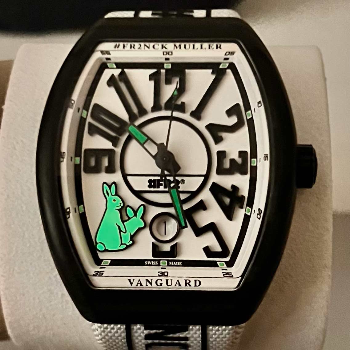 Franck Muller Vanguard 41mm FR2 Rabbits Carbon