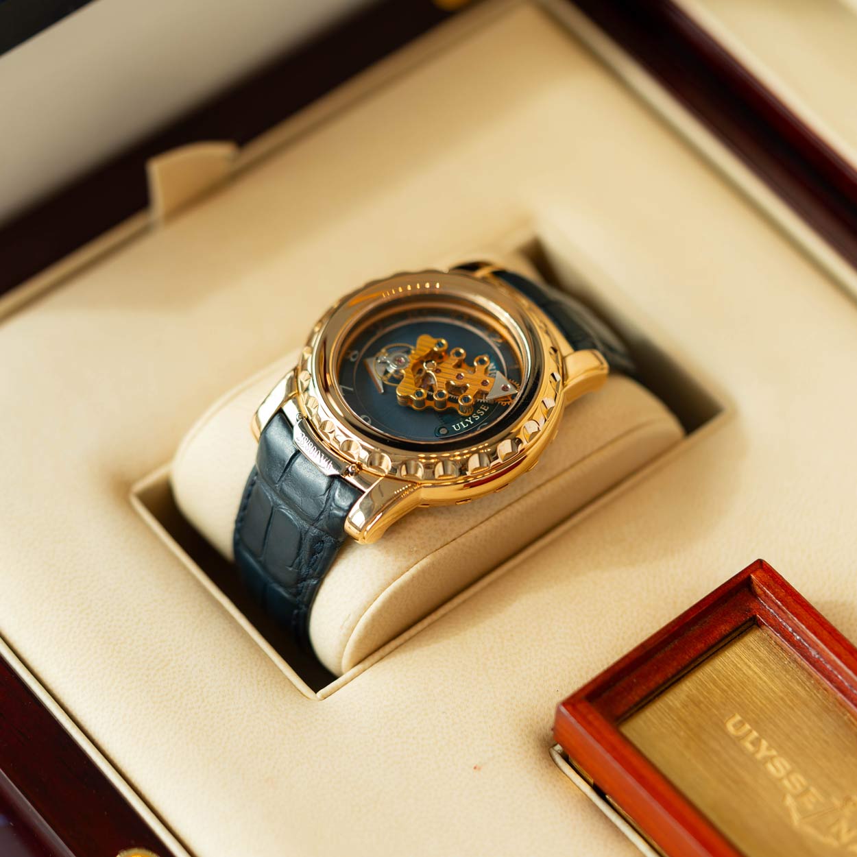 Ulysse Nardin Freak 026-88 18k Gold Carousel Tourbillon